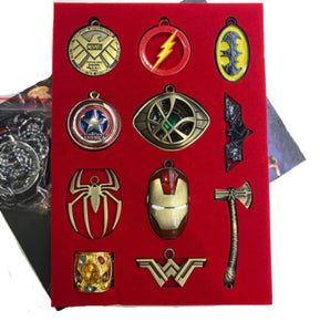 This Super Heroes Collectable Accessory Set of 11 is the perfect addition to your collection.
Pendant Size : Lenght 2 - 6cm (Approx) Sizes differ as per each pendant / item.
Material : Made up of Metal Alloy 