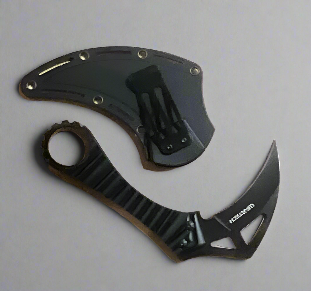 War Tech Claw karambit Loose Arrow